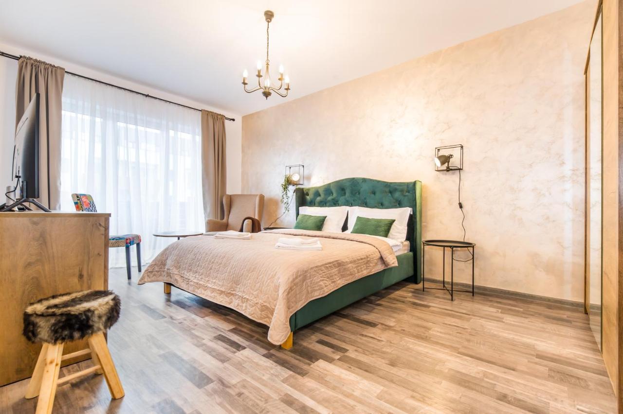 בראשוב Apartament Smarald מראה חיצוני תמונה